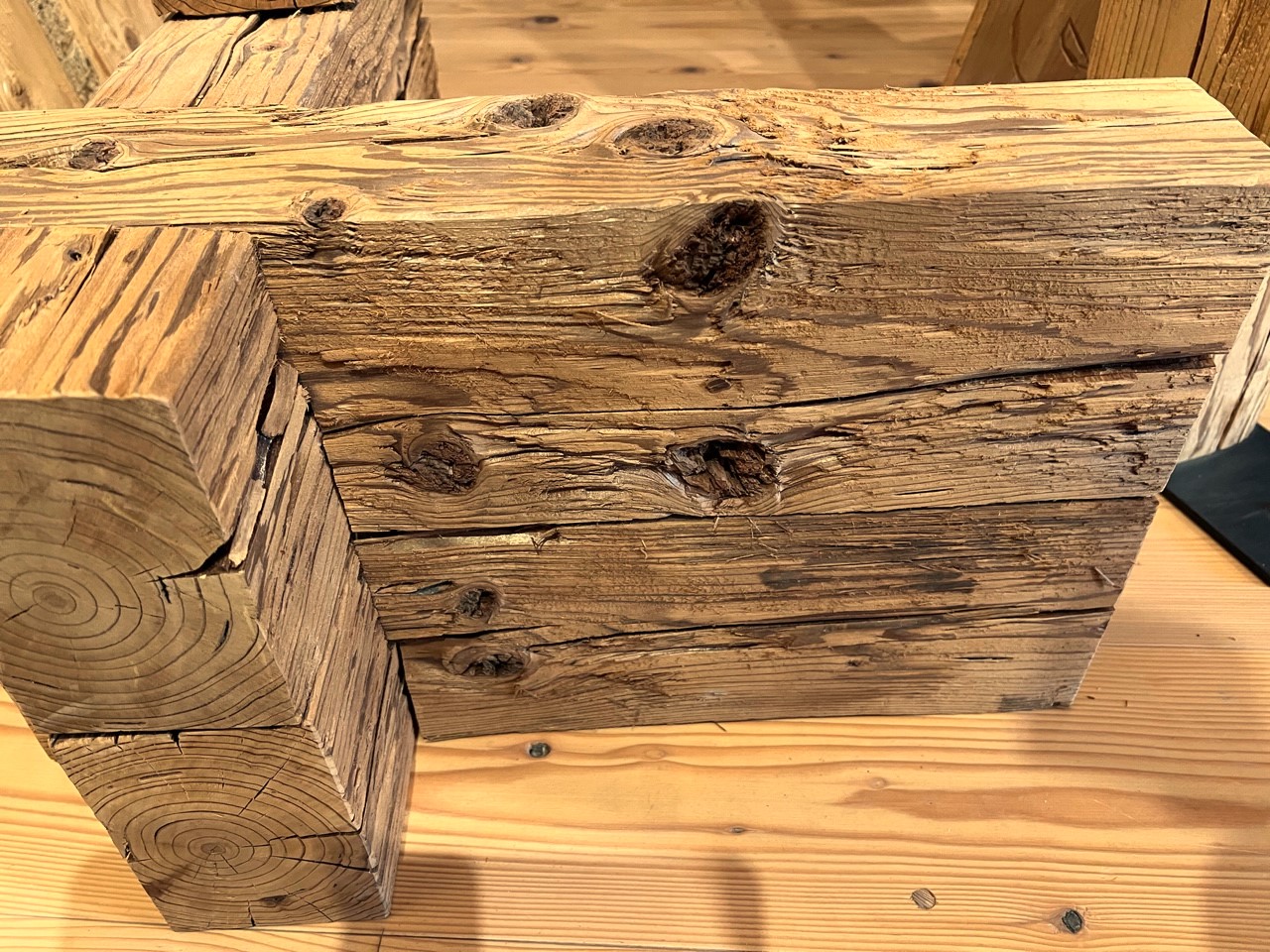 Holz Kröpfung - Meisterhafte Verbindungen